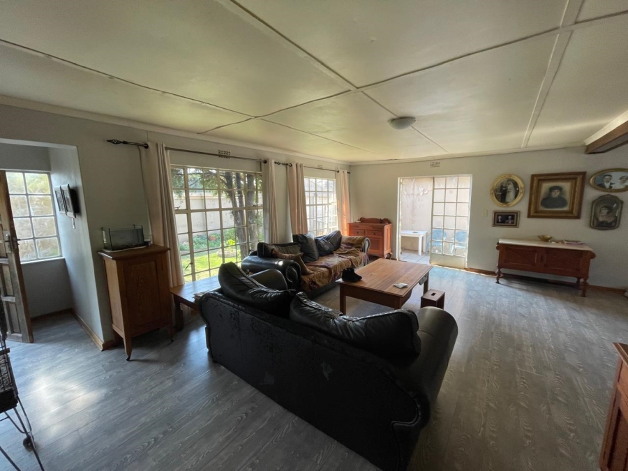 5 Bedroom Property for Sale in Riebeeckstad Free State